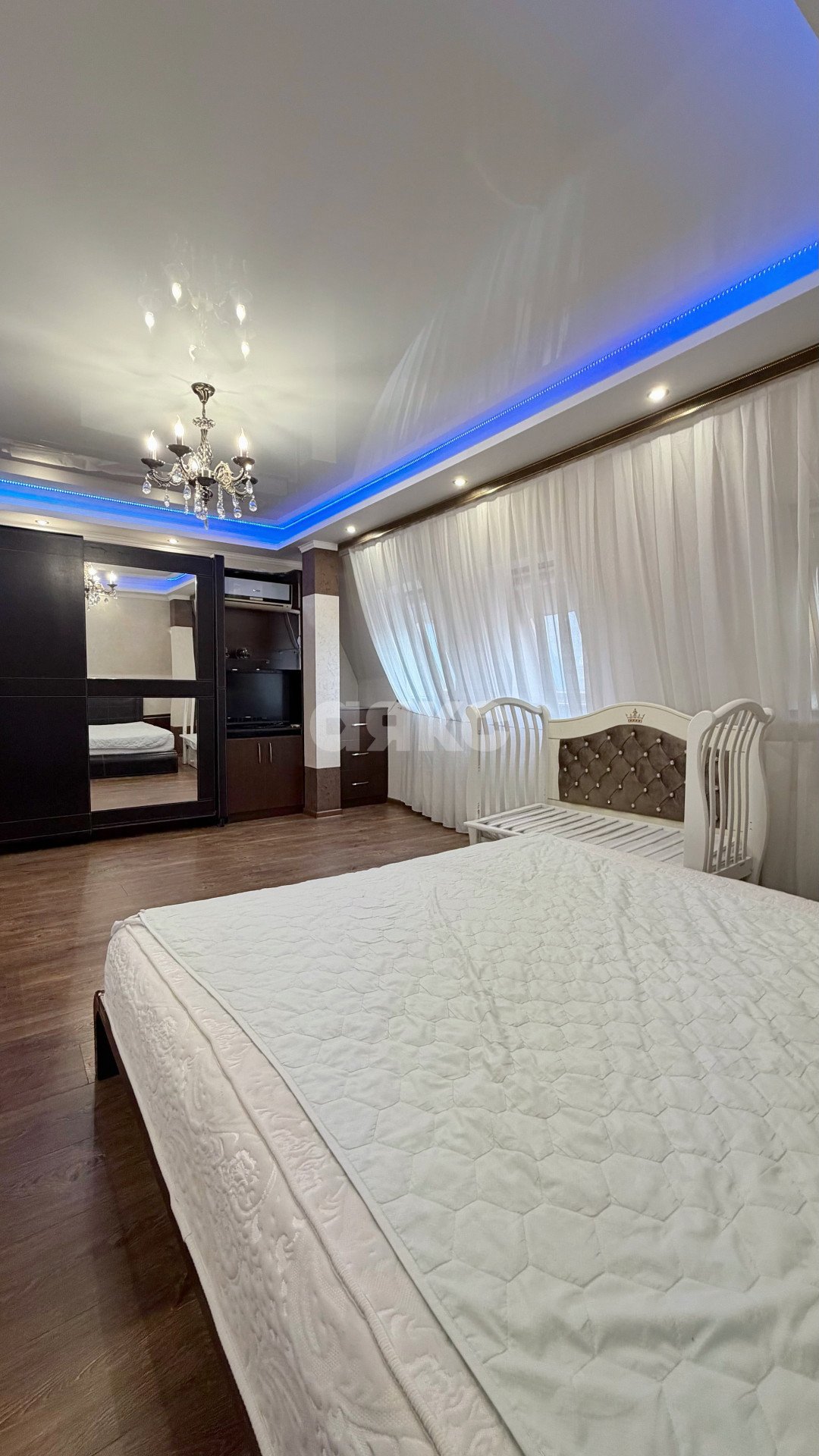 Фото №1: 3-комнатная квартира 104 м² - Армавир, ул. Ефремова, 107