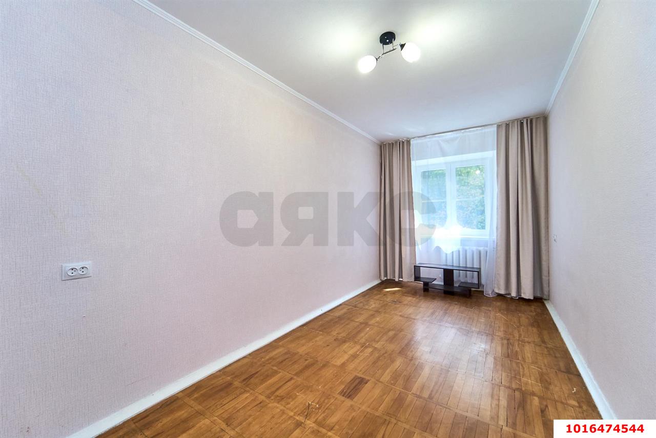 Фото №5: 2-комнатная квартира <span class="whitespace-nowrap">46 м²</span>, <span class="whitespace-nowrap">2/5 эт.</span> - Краснодар, Прикубанский внутригородской округ, мкр. Славянский, ул. Темрюкская, 64