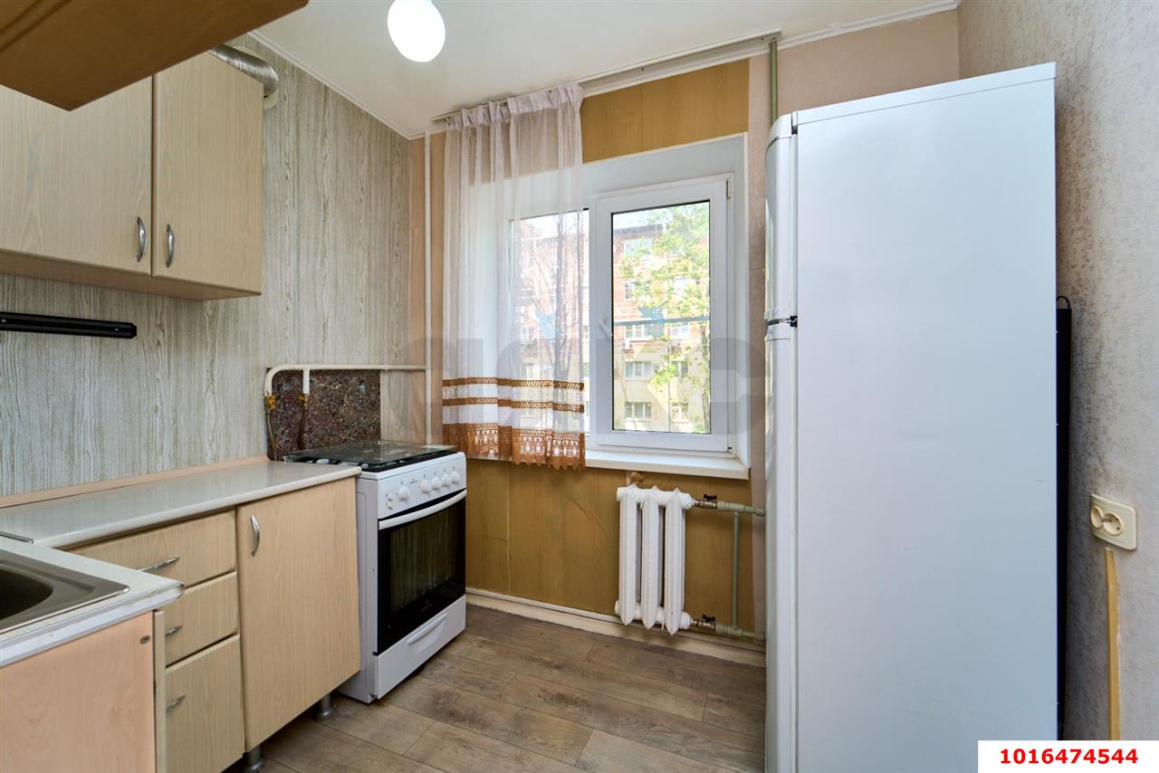 Фото №1: 2-комнатная квартира <span class="whitespace-nowrap">46 м²</span>, <span class="whitespace-nowrap">2/5 эт.</span> - Краснодар, Прикубанский внутригородской округ, мкр. Славянский, ул. Темрюкская, 64
