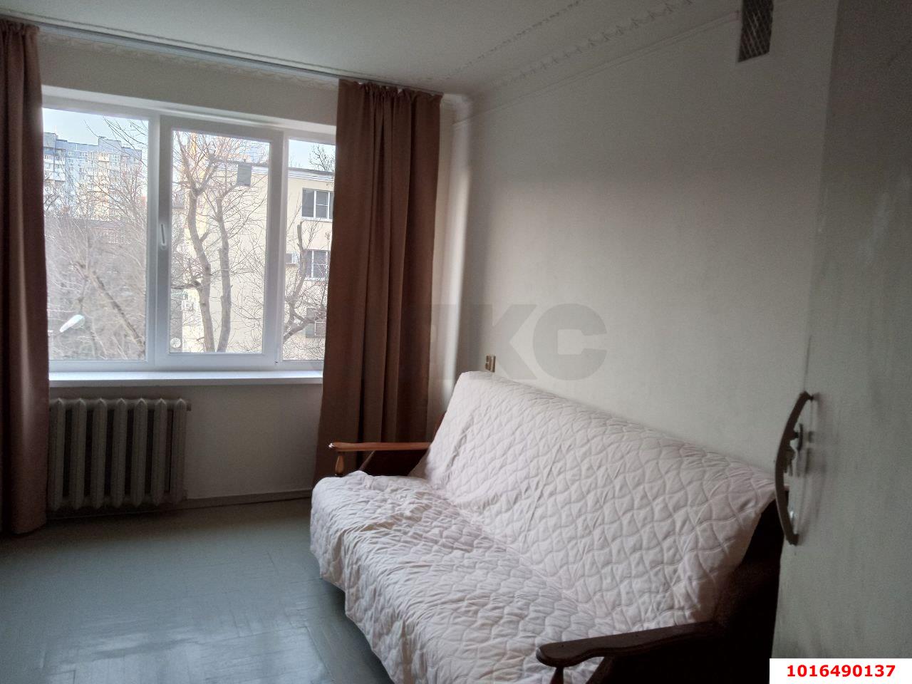 Фото №1: Комната 12 м² - Краснодар, Прикубанский внутригородской округ, мкр. Завод Измерительных Приборов, ул. Зиповская, 23