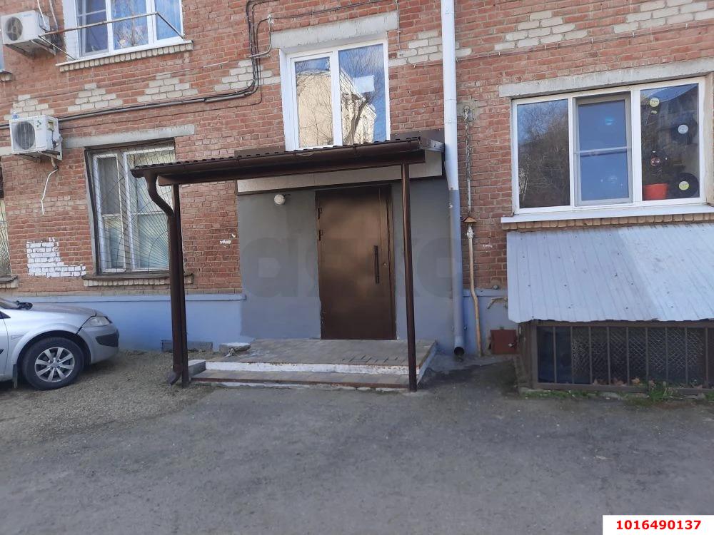 Фото №14: Комната 12 м² - Краснодар, Прикубанский внутригородской округ, мкр. Завод Измерительных Приборов, ул. Зиповская, 23