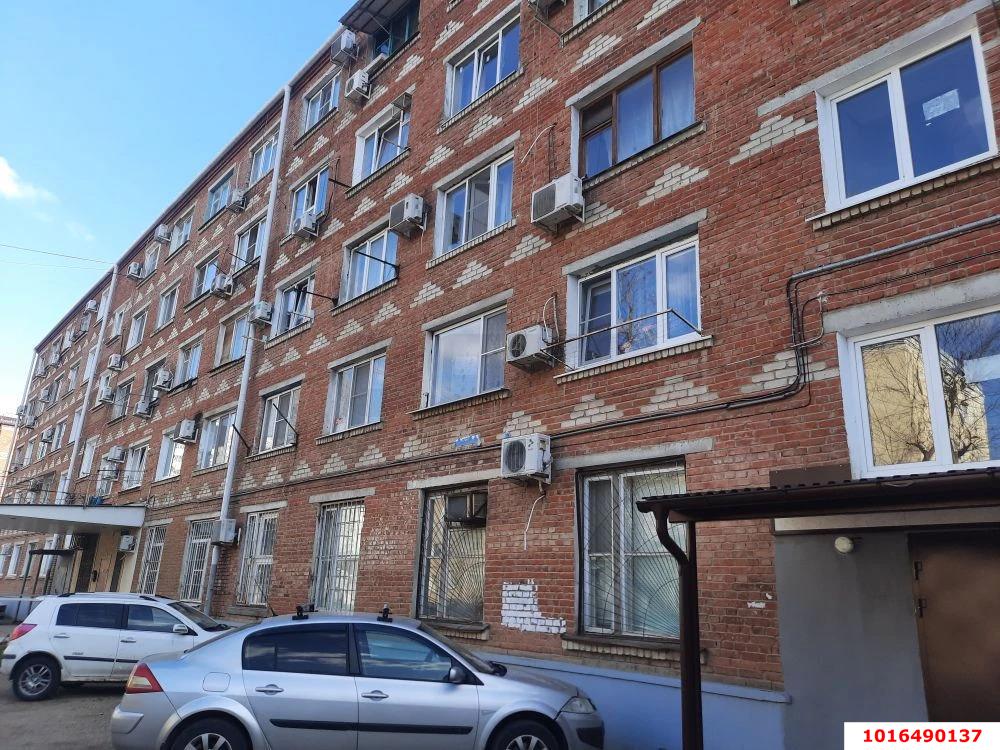 Фото №9: Комната 12 м² - Краснодар, Прикубанский внутригородской округ, мкр. Завод Измерительных Приборов, ул. Зиповская, 23