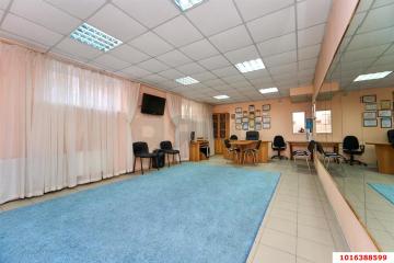 Фото №1: Коммерция 42 м² - Краснодар, мкр. Музыкальный, ул. имени Сергея Есенина, 149