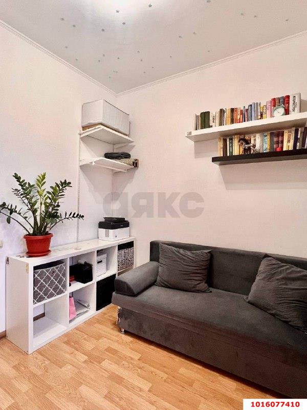 Фото №4: 2-комнатная квартира 46 м² - Краснодар, Прикубанский внутригородской округ, Сельскохозяйственный Институт, мкр. жилой городок Аграрного Университета, ул. имени Калинина, 13к2