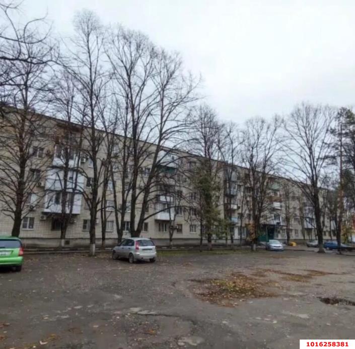 Фото №4: Комната 12 м² - Краснодар, Карасунский внутригородской округ, мкр. Хлопчато-бумажный Комбинат, ул. Уральская, 81А