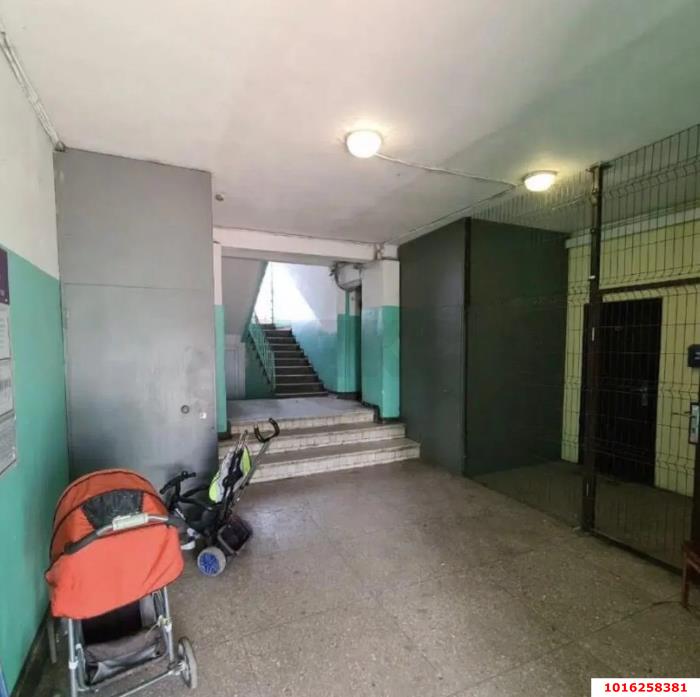 Фото №3: Комната 12 м² - Краснодар, Карасунский внутригородской округ, мкр. Хлопчато-бумажный Комбинат, ул. Уральская, 81А