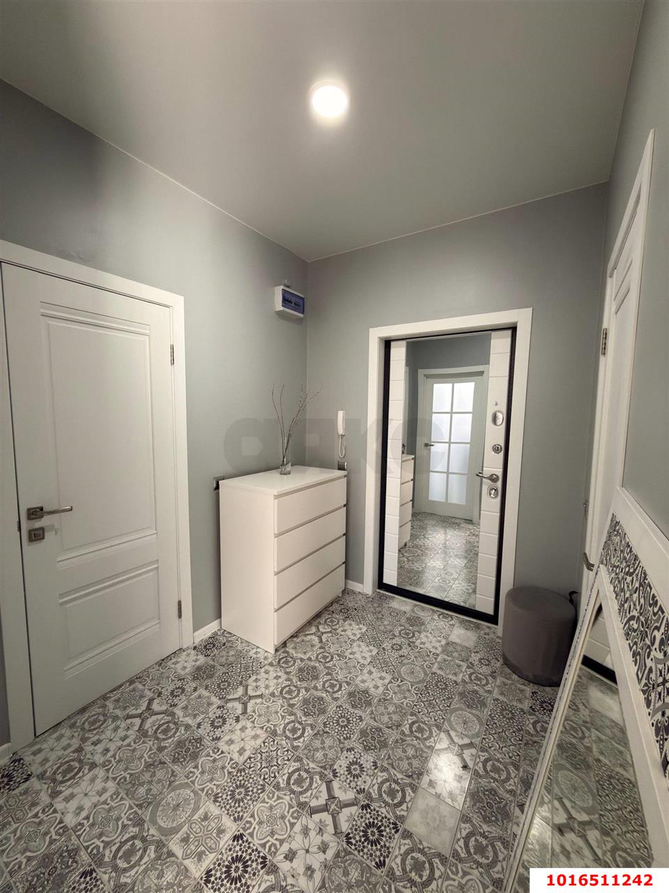 Фото №7: 1-комнатная квартира 43 м² - Краснодар, Прикубанский внутригородской округ, жилой комплекс Кубанский, мкр. Завод Измерительных Приборов, ул. Зиповская, 34к2