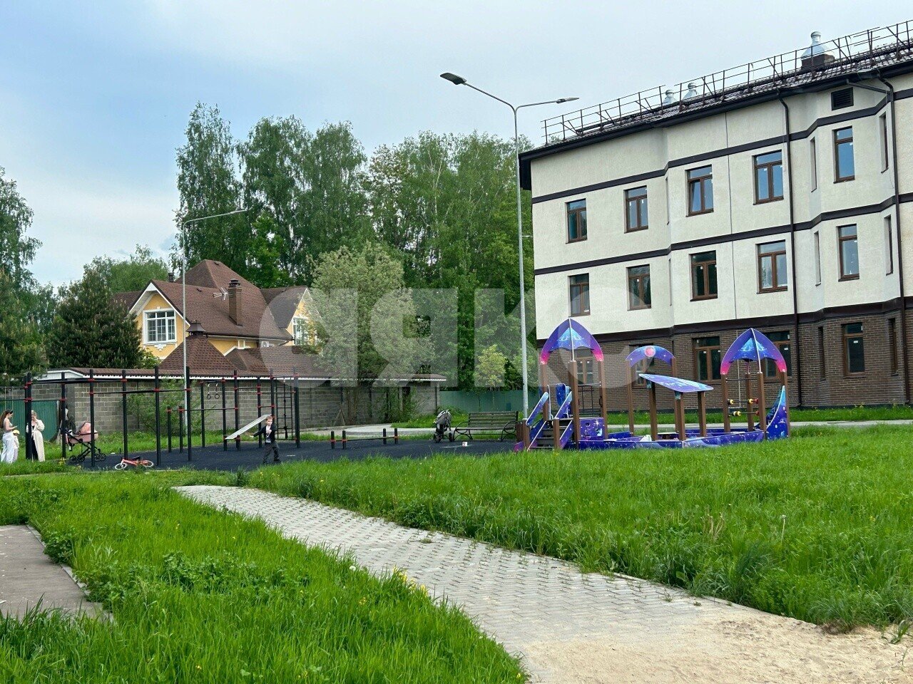 Фото №15: 3-комнатная квартира <span class="whitespace-nowrap">64 м²</span>, <span class="whitespace-nowrap">3/3 эт.</span> - Раменское, мкр. жилой комплекс Берёзовая Роща, ул. Берёзовая Роща, 12