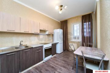 Фото №1: 1-комнатная квартира 36 м² - Краснодар, мкр. имени Петра Метальникова, ул. Григория Пономаренко, 45