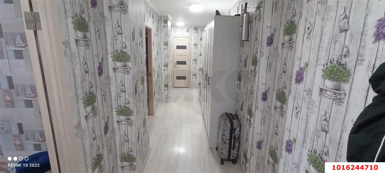 Фото №10: 3-комнатная квартира 72 м² - Краснодар, Западный внутригородской округ, мкр. Кожзавод, ул. имени Калинина