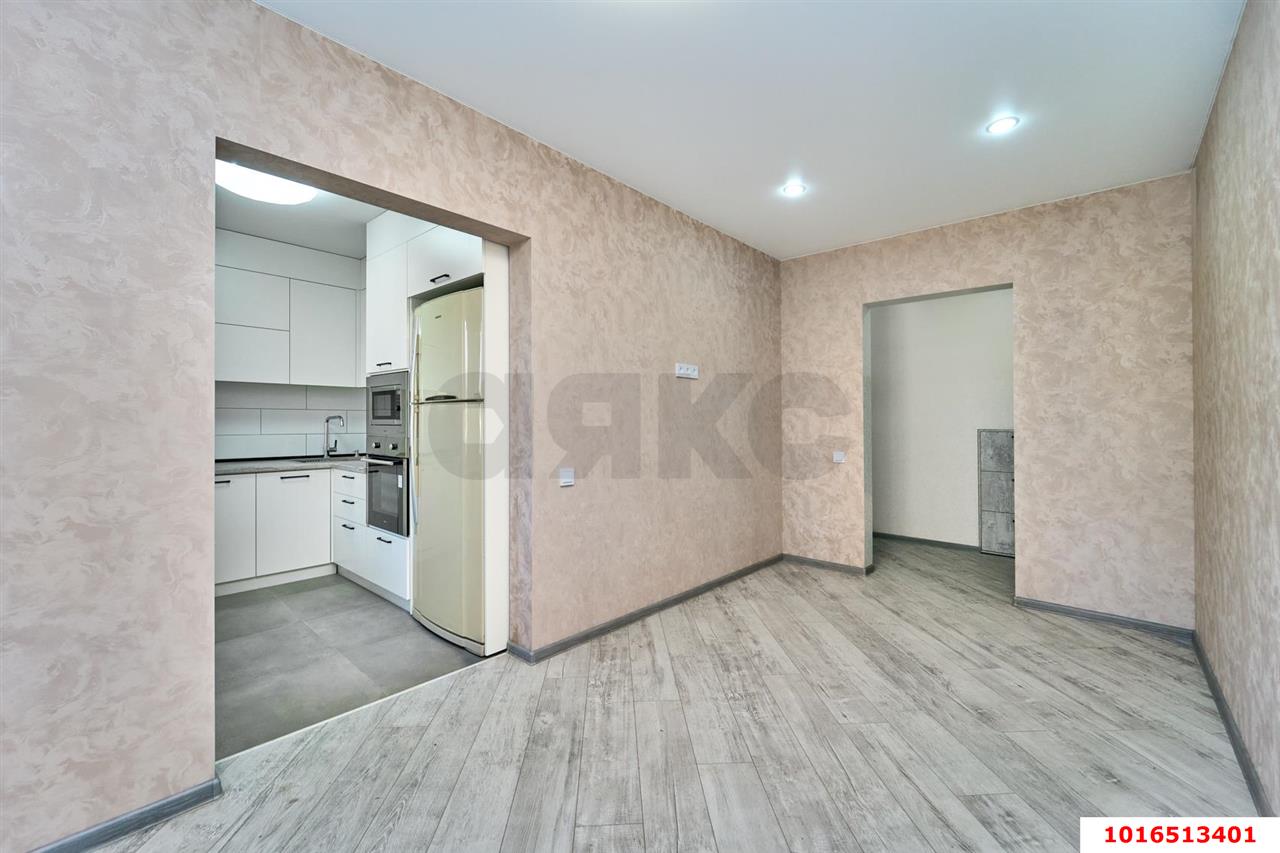 Фото №5: 3-комнатная квартира 57 м² - Краснодар, Прикубанский внутригородской округ, мкр. Фестивальный, ул. Гагарина