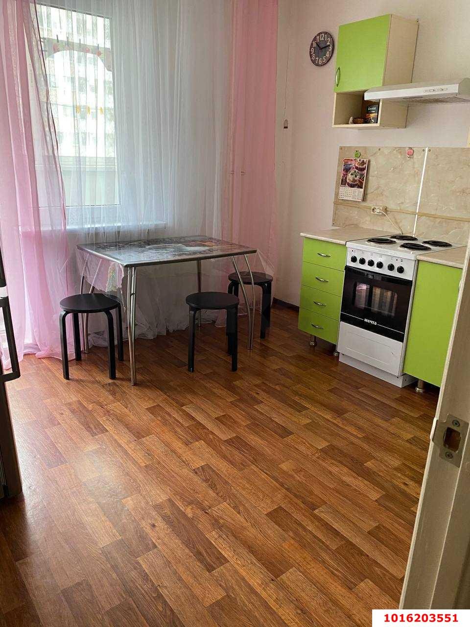 Фото №1: 1-комнатная квартира 37 м² - Краснодар, Прикубанский внутригородской округ, мкр. Восточно-Кругликовский, ул. Героев-Разведчиков, 21/2