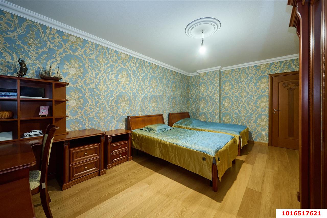 Фото №17: 3-комнатная квартира 120 м² - Краснодар, Прикубанский внутригородской округ, мкр. Завод Измерительных Приборов, ул. Зиповская, 11