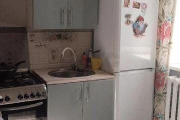 Фото №1: 2-комнатная квартира 44 м² - Берёзовый, мкр. Витаминкомбинат, ул. Декоративная, 10