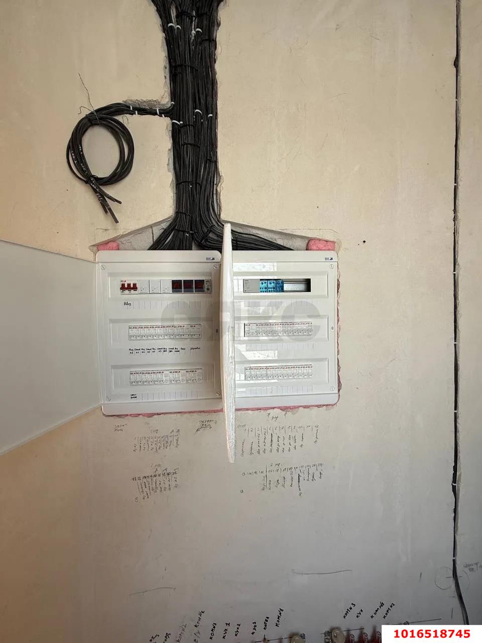 Фото №13: Дом 206 м² + 7 сот. - Краснодар, мкр. Прикубанский внутригородской округ, ул. имени В.М. Комарова, 156