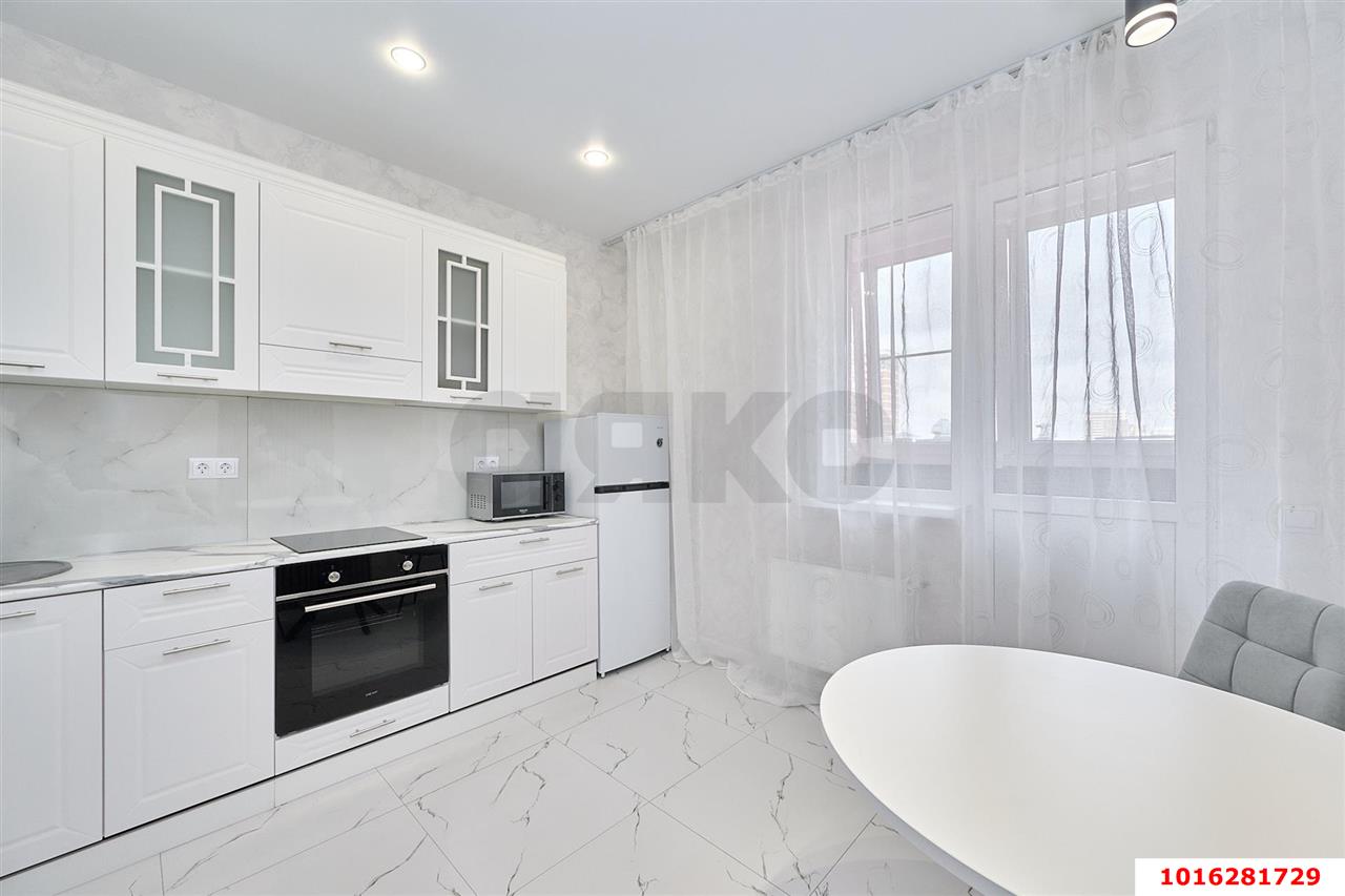 Фото №2: 2-комнатная квартира 55 м² - Краснодар, Прикубанский внутригородской округ, мкр. жилой комплекс Самолёт-5, ул. Ивана Беличенко, 103