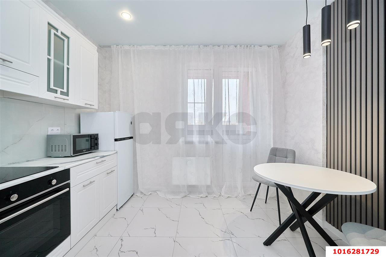 Фото №1: 2-комнатная квартира 55 м² - Краснодар, Прикубанский внутригородской округ, мкр. жилой комплекс Самолёт-5, ул. Ивана Беличенко, 103