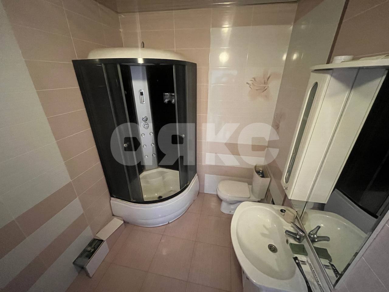 Фото №1: 1-комнатная квартира 43 м² - Волгоград, Ворошиловский, мкр. ЖК Голубой Топаз, ул. Лавочкина, 10А