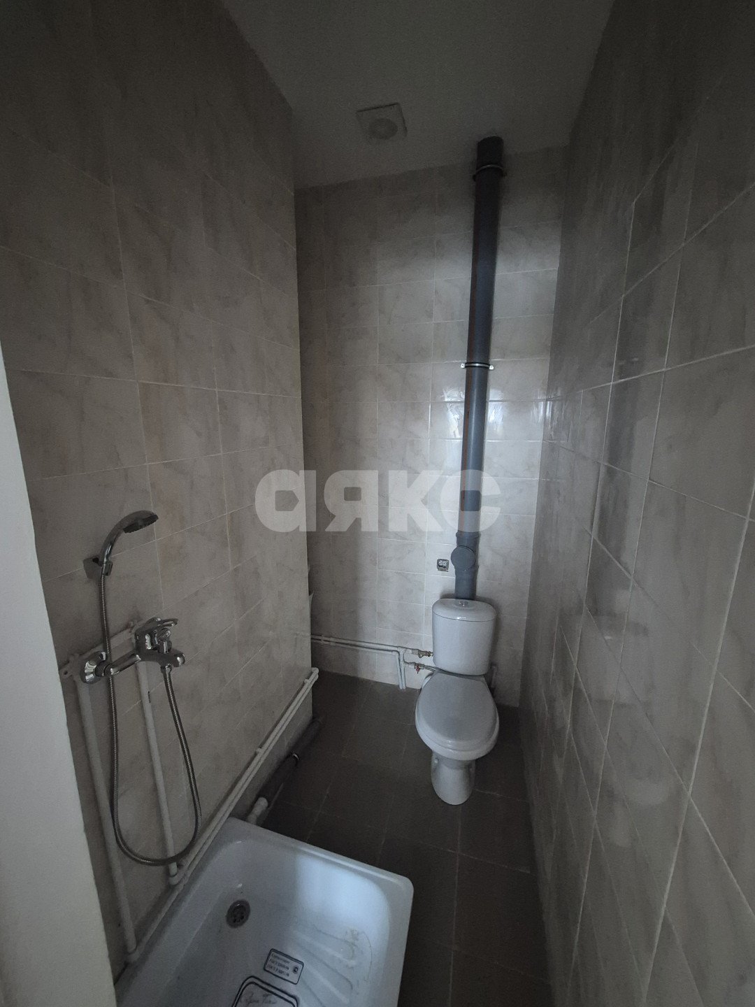 Фото №4: 1-комнатная квартира 36 м², 1/1 эт. - Мариуполь, р. Жовтневый, ул. Митрополитская, 38