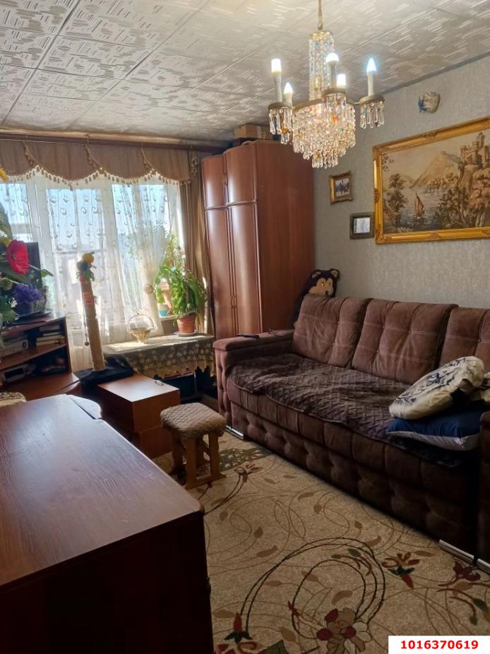 Фото №1: 3-комнатная квартира 58 м² - Краснодар, Карасунский внутригородской округ, Центральный внутригородской округ, мкр. Черёмушки, ул. Селезнёва, 126