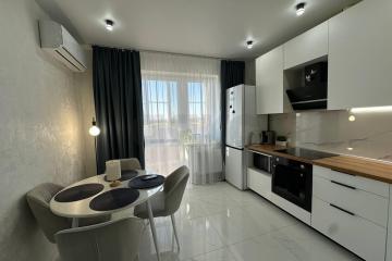 Фото №1: 2-комнатная квартира 62 м² - Новая Адыгея, мкр. жилой комплекс Мега, ул. Бжегокайская, 90/3лит2