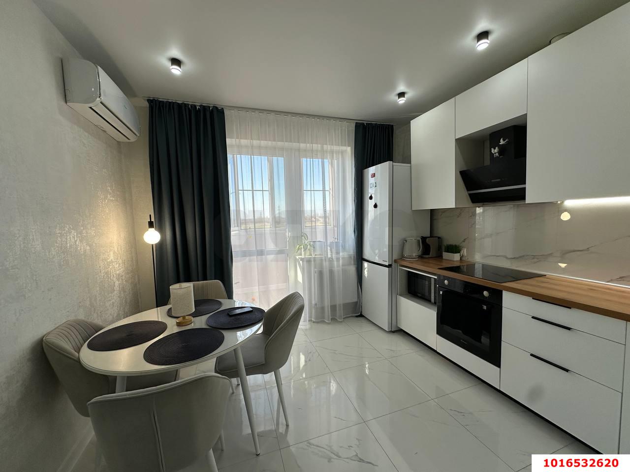 Фото №1: 2-комнатная квартира 62 м² - Новая Адыгея, мкр. жилой комплекс Мега, ул. Бжегокайская, 90/3лит2