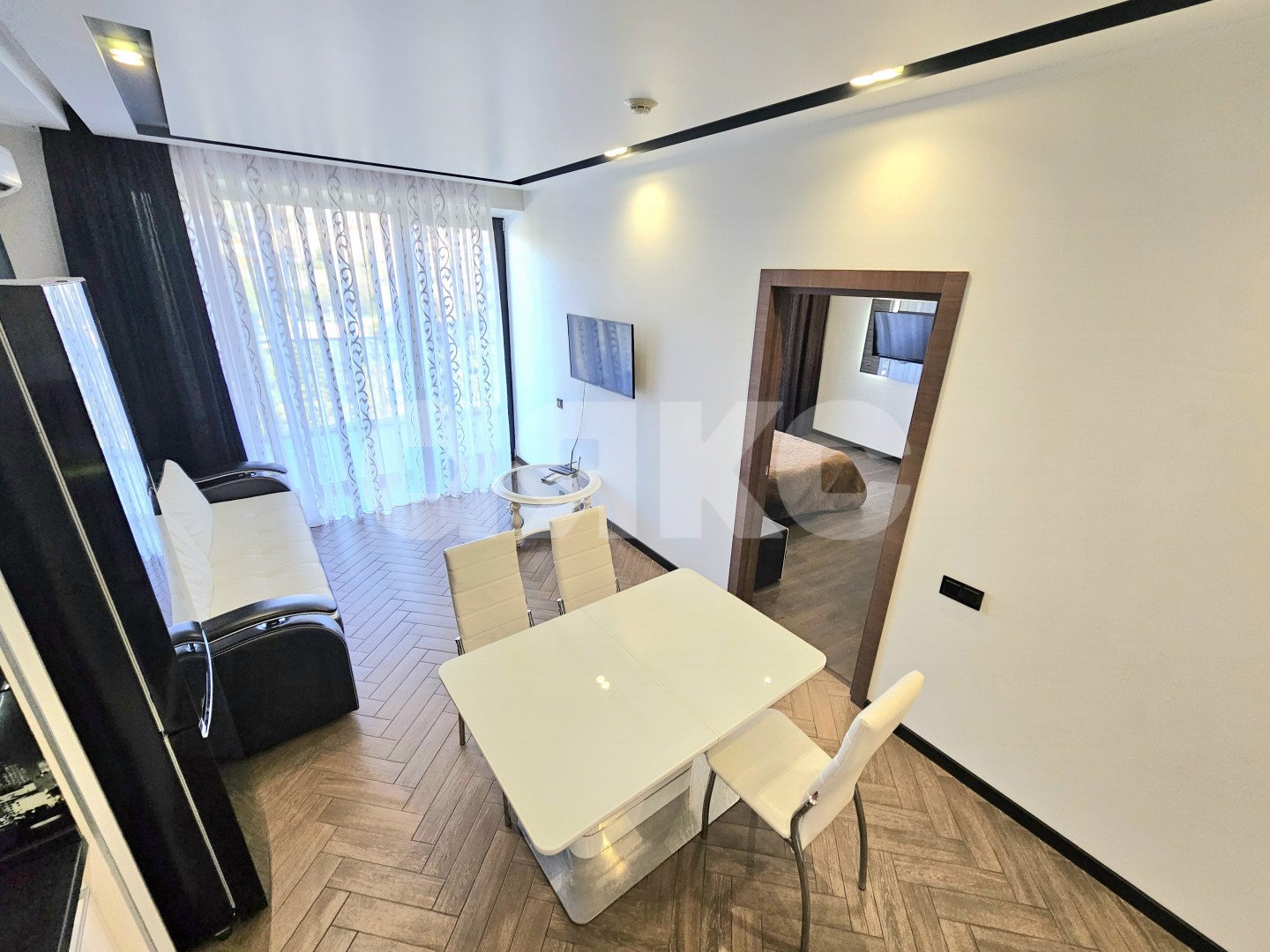 Фото №6: 2-комнатная квартира 101 м² - Сочи, Хостинский, Приморье, мкр. жилой комплекс Актёр Гэлакси, пр-кт Курортный, 105