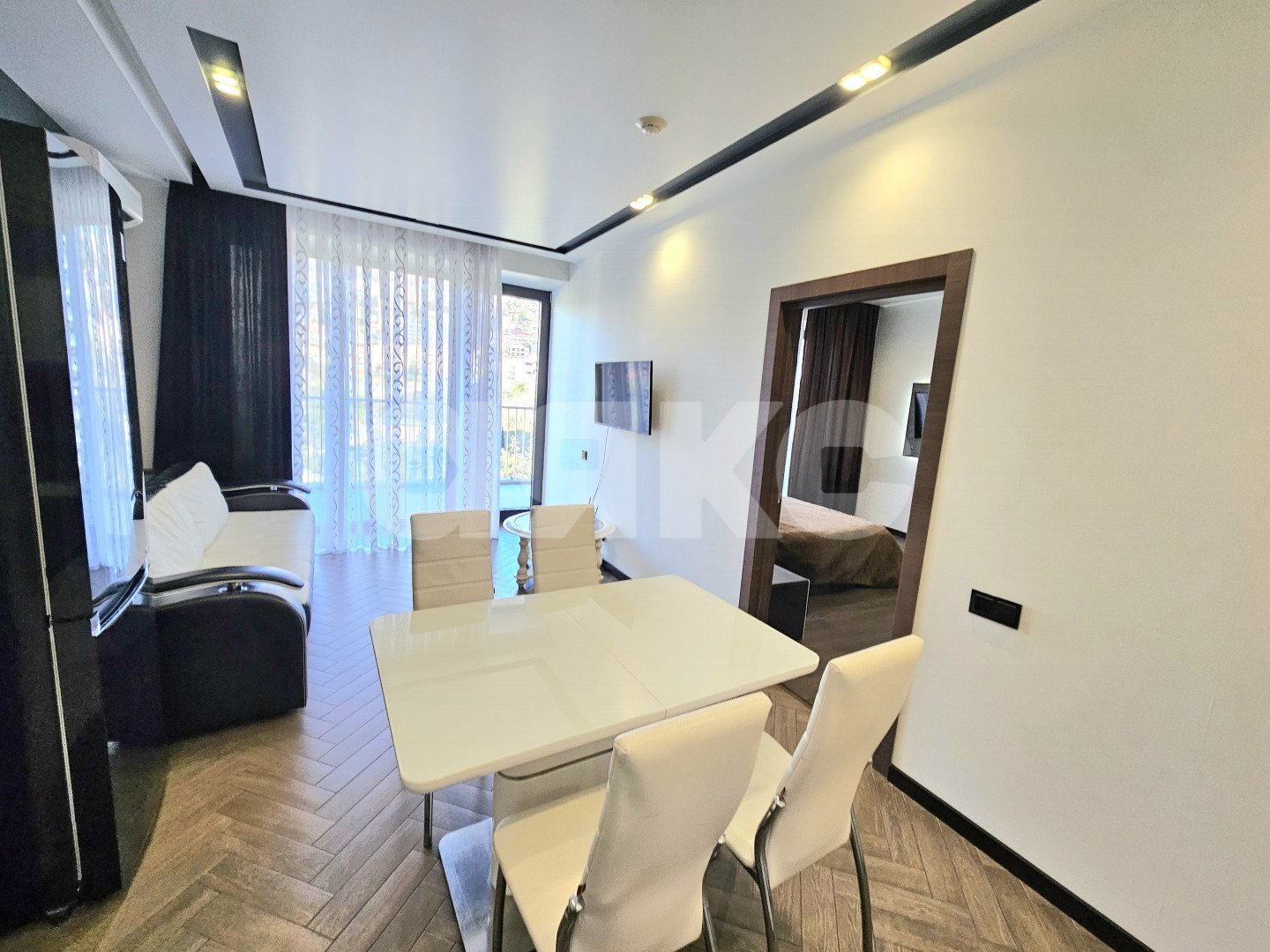 Фото №4: 2-комнатная квартира 101 м² - Сочи, Хостинский, Приморье, мкр. жилой комплекс Актёр Гэлакси, пр-кт Курортный, 105