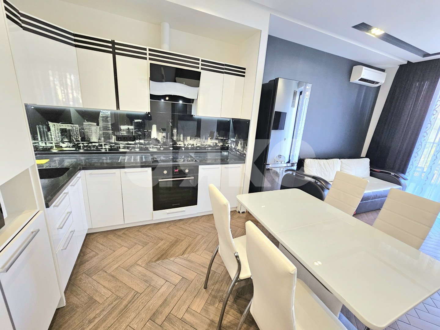 Фото №1: 2-комнатная квартира 101 м² - Сочи, Хостинский, Приморье, мкр. жилой комплекс Актёр Гэлакси, пр-кт Курортный, 105