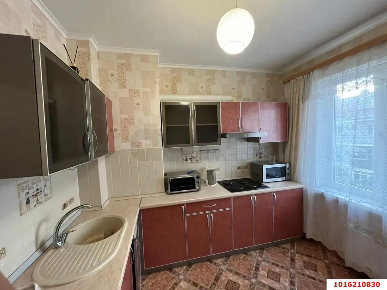 Фото №1: 2-комнатная квартира 48 м² - Краснодар, Прикубанский внутригородской округ, мкр. Краевая Клиническая Больница, ул. Восточно-Кругликовская, 68