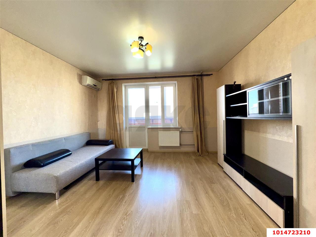 Фото №1: 2-комнатная квартира 68 м² - Краснодар, Прикубанский внутригородской округ, мкр. Краевая Клиническая Больница, ул. Восточно-Кругликовская, 76/1