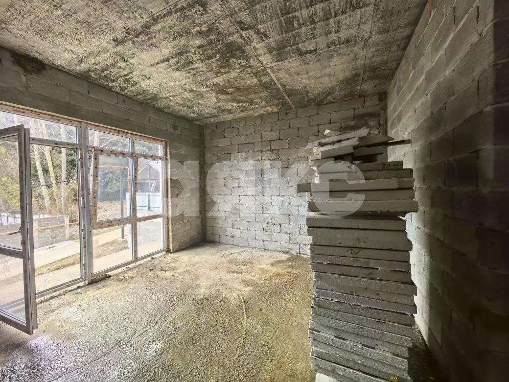 Фото №8: Дом 212 м² + 3.8 сот. - Сочи, Лазаревский, мкр. Нижняя Хобза, ул. Магнитогорская, 13/11