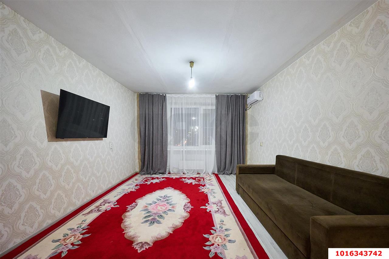 Фото №6: 2-комнатная квартира 54 м² - Краснодар, Центральный внутригородской округ, мкр. Центральный, ул. Железнодорожная, 12А