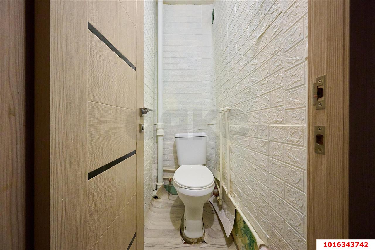 Фото №8: 2-комнатная квартира 54 м² - Краснодар, Центральный внутригородской округ, мкр. Центральный, ул. Железнодорожная, 12А