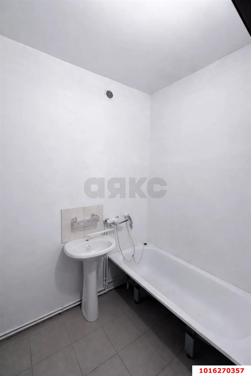 Фото №7: 1-комнатная квартира 33 м² - Усть-Лабинск, мкр. Южная, ул. Краснофорштадская, 1Бк2