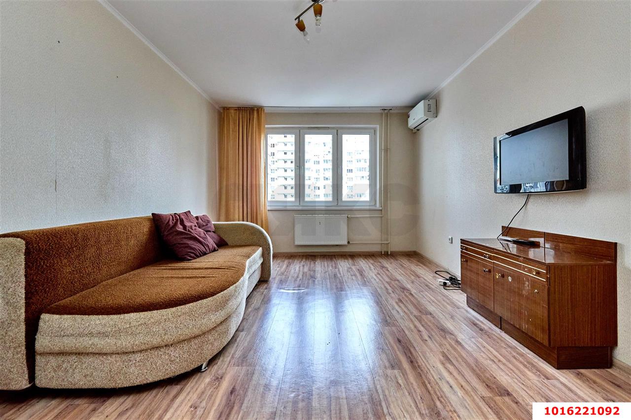 Фото №4: 2-комнатная квартира 73 м² - Краснодар, Прикубанский внутригородской округ, мкр. Восточно-Кругликовский, ул. Героя А.А. Аверкиева, 13