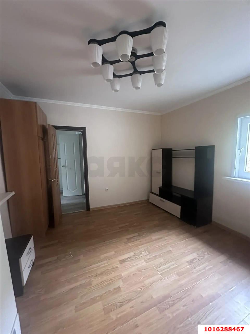 Фото №1: 3-комнатная квартира 60 м² - Краснодар, Центральный внутригородской округ, мкр. Центральный, ул. Красноармейская, 80