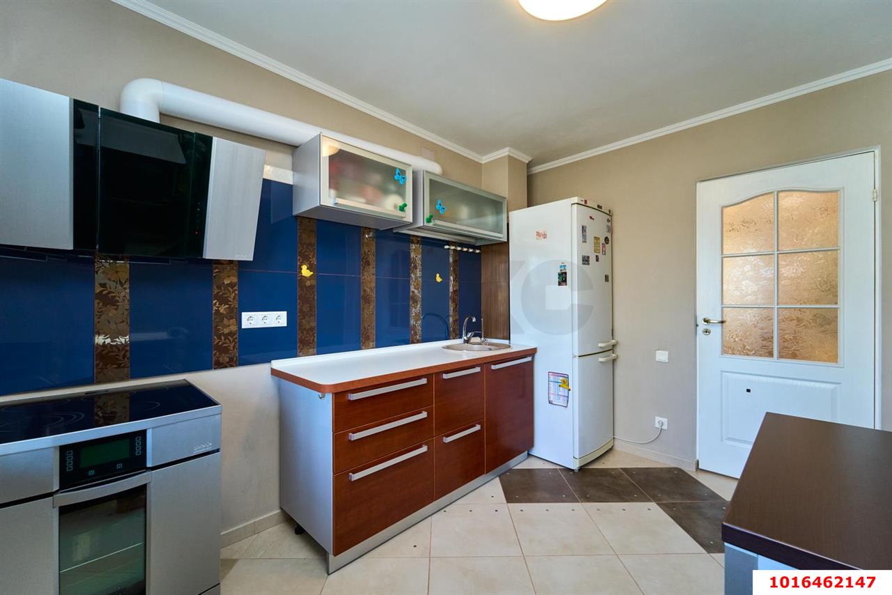 Фото №9: 2-комнатная квартира 49 м² - Краснодар, Центральный внутригородской округ, Западный внутригородской округ, мкр. Центральный, ул. Кубанская набережная, 52/1