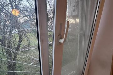 Фото №3: 2-комнатная квартира 53 м² - Берёзовый, мкр. Витаминкомбинат, ул. Новосельская, 11