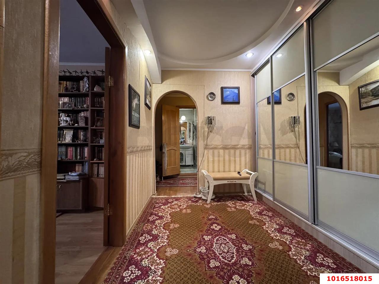 Фото №6: 3-комнатная квартира 74 м² - Краснодар, Западный внутригородской округ, мкр. Юбилейный, ул. 70-летия Октября, 22