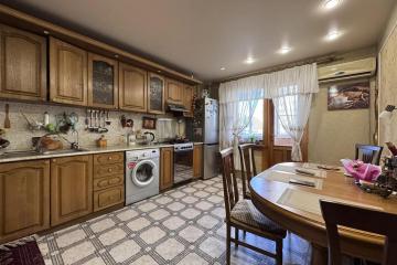 Фото №2: 3-комнатная квартира 74 м² - Краснодар, мкр. Юбилейный, ул. 70-летия Октября, 22