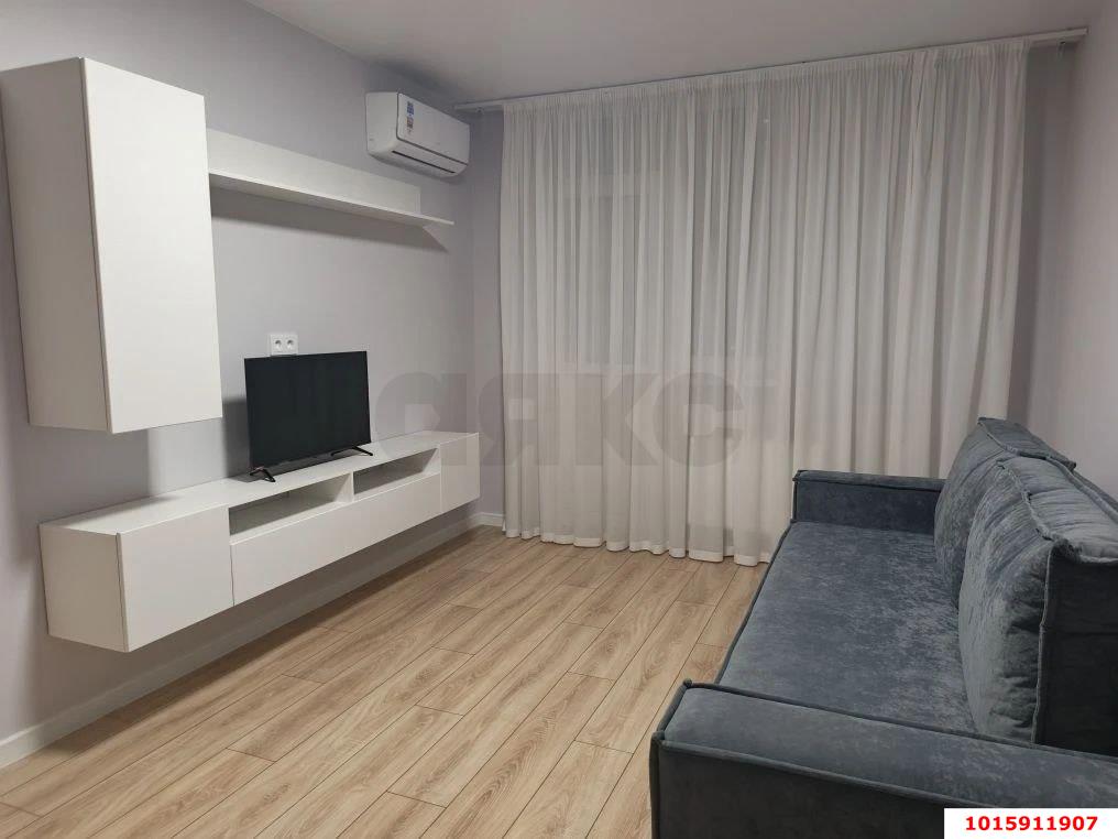 Фото №2: 2-комнатная квартира 60 м² - Краснодар, Прикубанский внутригородской округ, Микрохирургии глаза, мкр. жилой комплекс Сограт, ул. Красных Партизан, 4/15