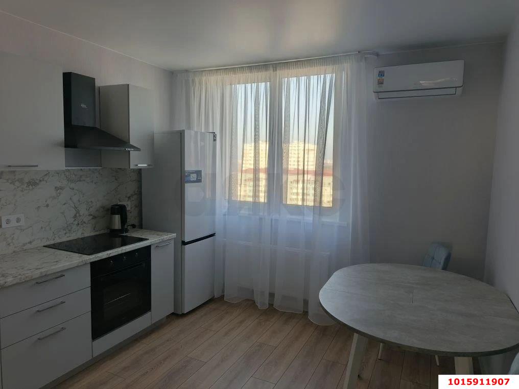 Фото №3: 2-комнатная квартира 60 м² - Краснодар, Прикубанский внутригородской округ, Микрохирургии глаза, мкр. жилой комплекс Сограт, ул. Красных Партизан, 4/15