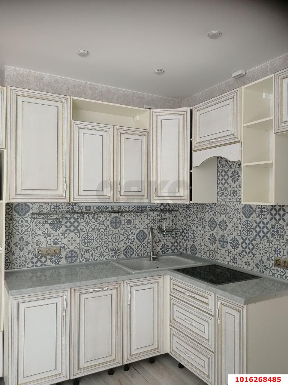 Фото №1: 1-комнатная квартира 37 м² - Краснодар, Прикубанский внутригородской округ, ЖК Губернский, мкр. 4-й квартал, ул. имени Героя Николая Шевелёва, 5