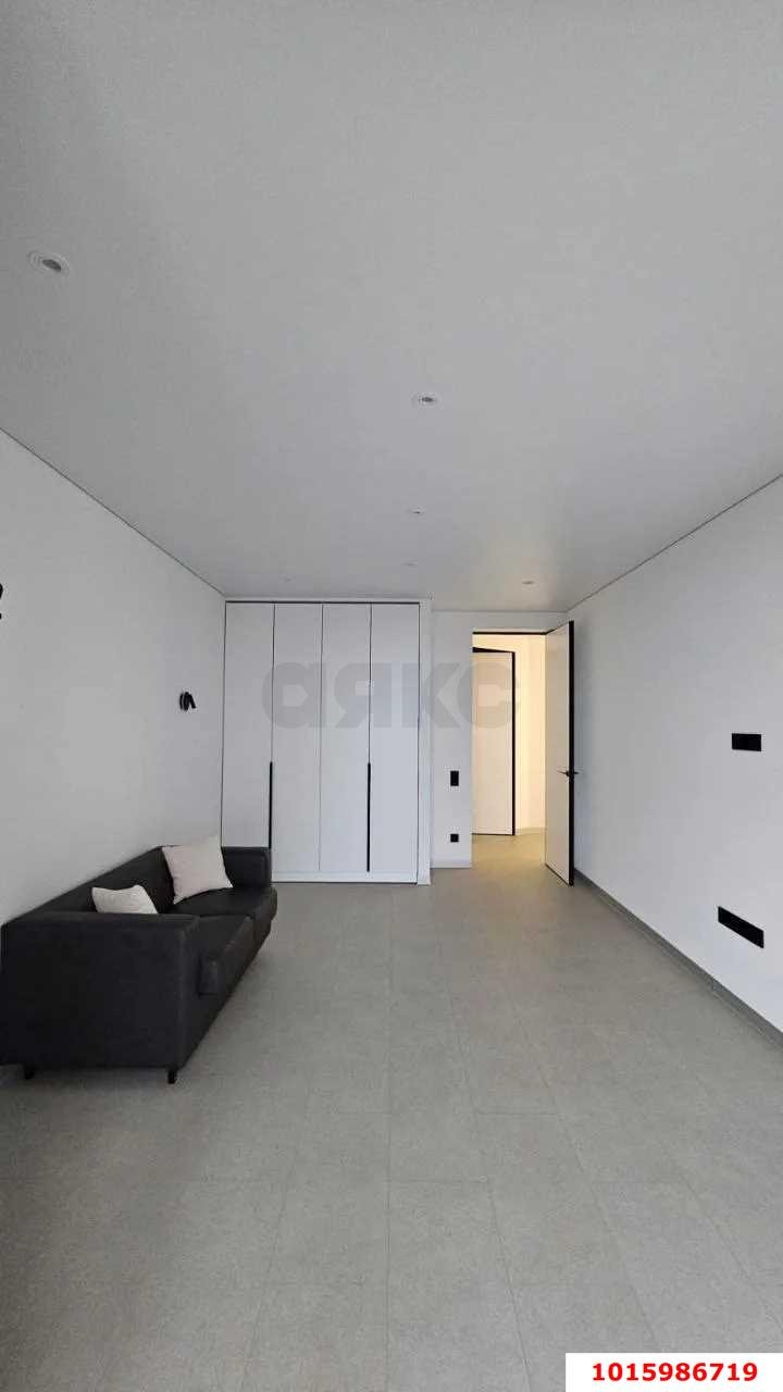 Фото №11: 2-комнатная квартира 84 м² - Краснодар, Карасунский внутригородской округ, Центральный внутригородской округ, мкр. Черёмушки, ул. Селезнёва, 88/1