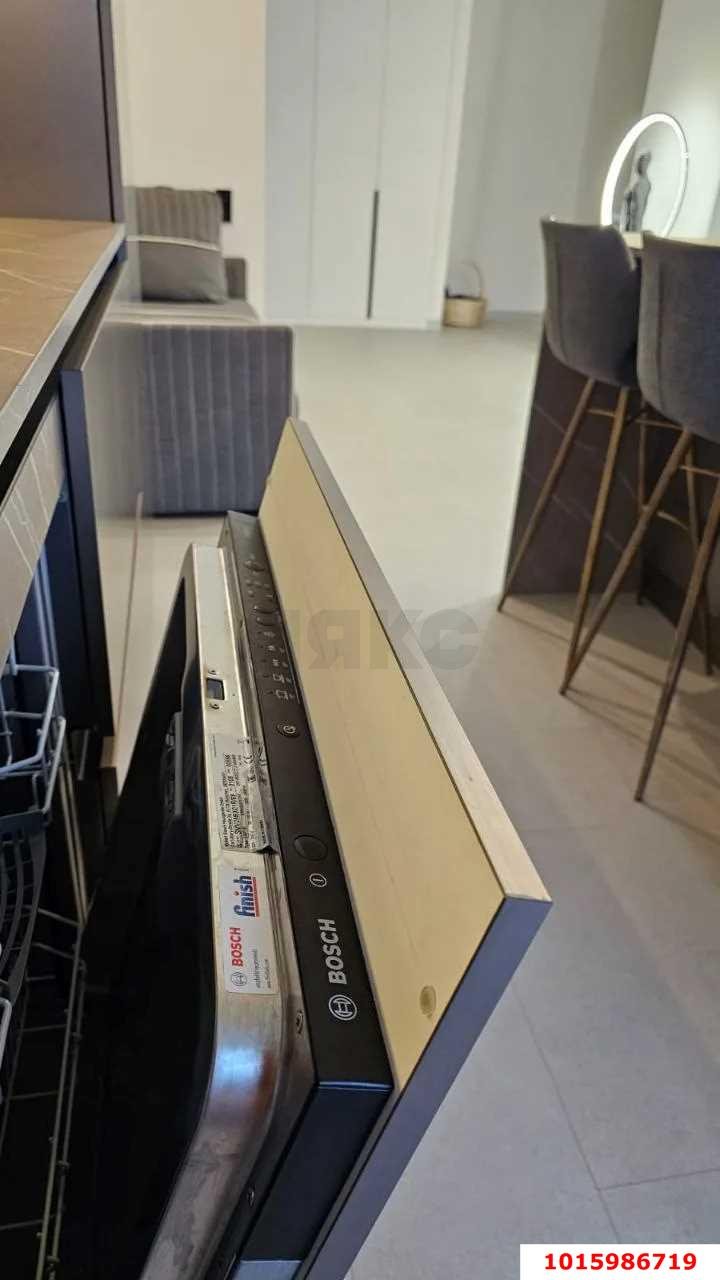 Фото №7: 2-комнатная квартира 84 м² - Краснодар, Карасунский внутригородской округ, Центральный внутригородской округ, мкр. Черёмушки, ул. Селезнёва, 88/1