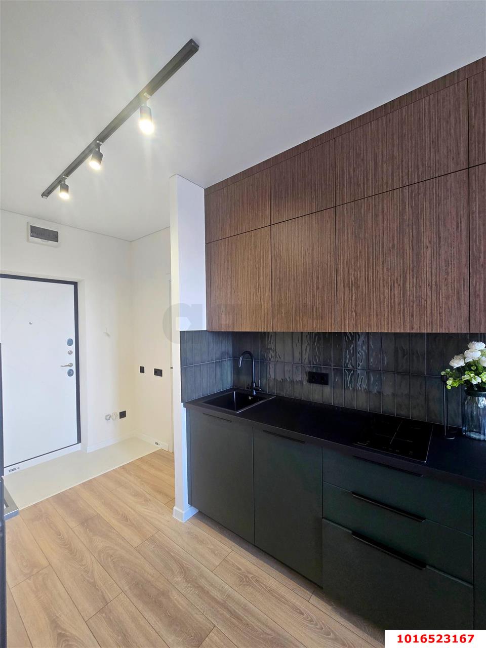 Фото №3: Студия 24 м² - Краснодар, Прикубанский внутригородской округ, мкр. ЖК Губернский, ул. им. Героя Яцкова И.В., 19к2