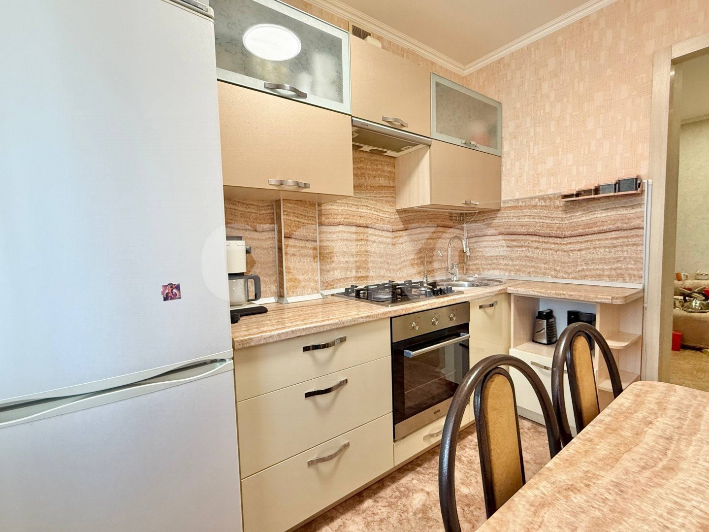 Фото №2: 3-комнатная квартира 60 м² - Нижнекамск, мкр. 17-й, ул. Менделеева, 34