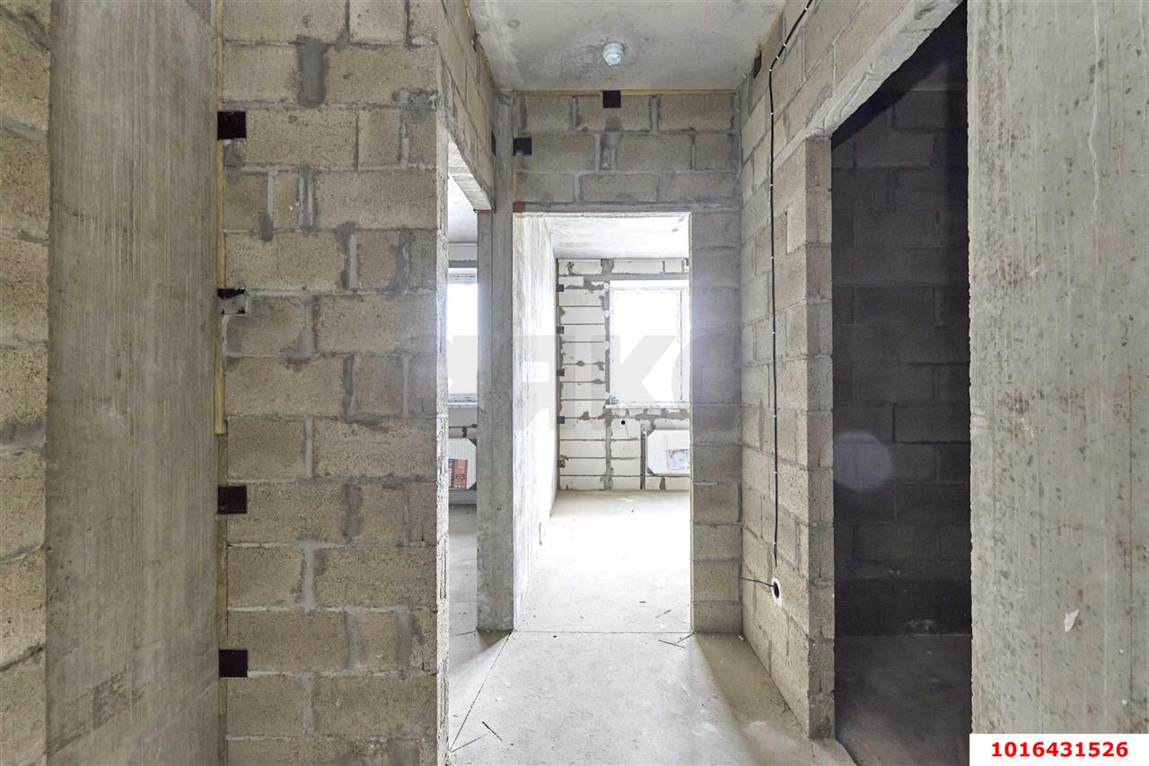 Фото №9: 1-комнатная квартира 34 м² - Краснодар, Карасунский внутригородской округ, Камвольно-суконный Комбинат, мкр. ЖК Урал, ул. Уральская, 87/7