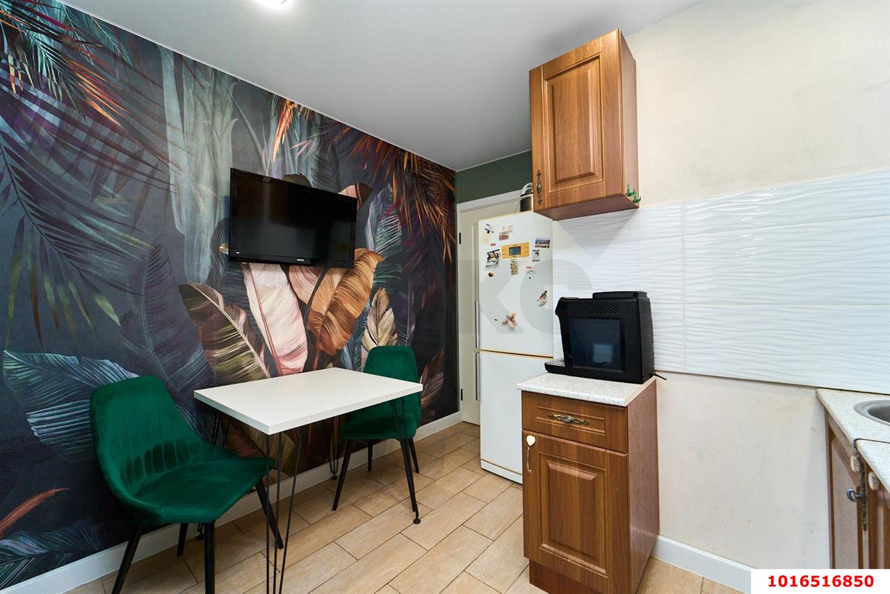 Фото №4: 3-комнатная квартира 75 м² - Краснодар, Западный внутригородской округ, мкр. Юбилейный, пр-кт Чекистов, 31